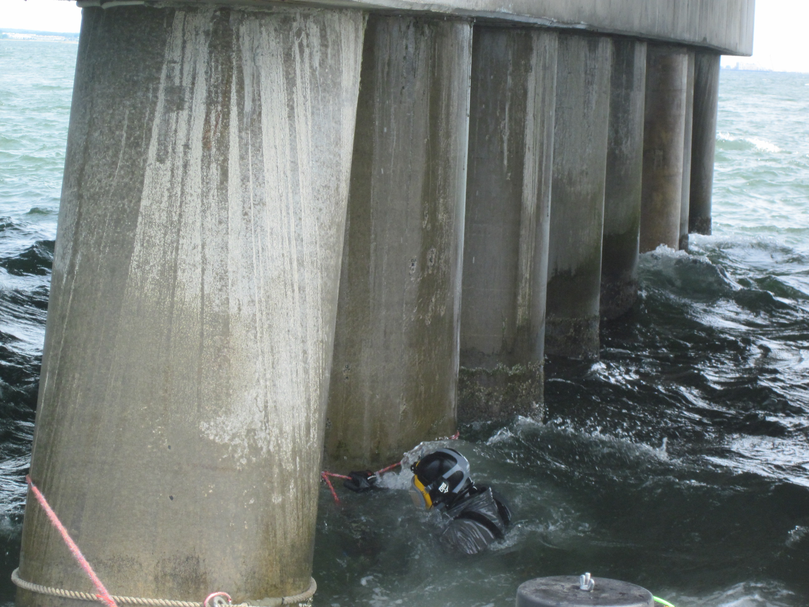 Diving Services Incorporated: Underwater Bridge Inspection